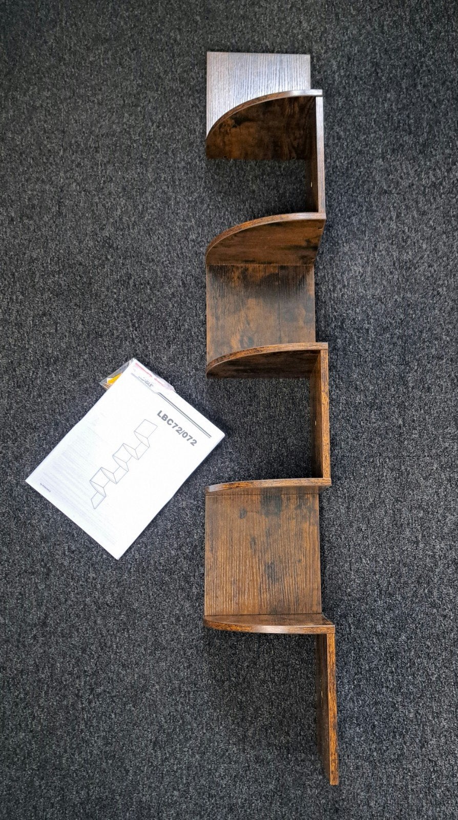 Leuke zigzag wandplank - Bruin - 127,5 cm - 5 Etages, Ophalen, Zo goed als nieuw