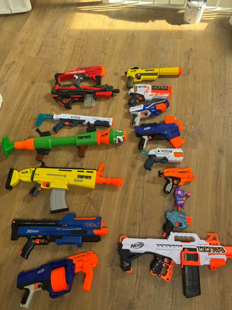 Grote Tweedehands Nerf Collectie - Diverse Blasters, Ophalen of Verzenden, Gebruikt, Jongen of Meisje