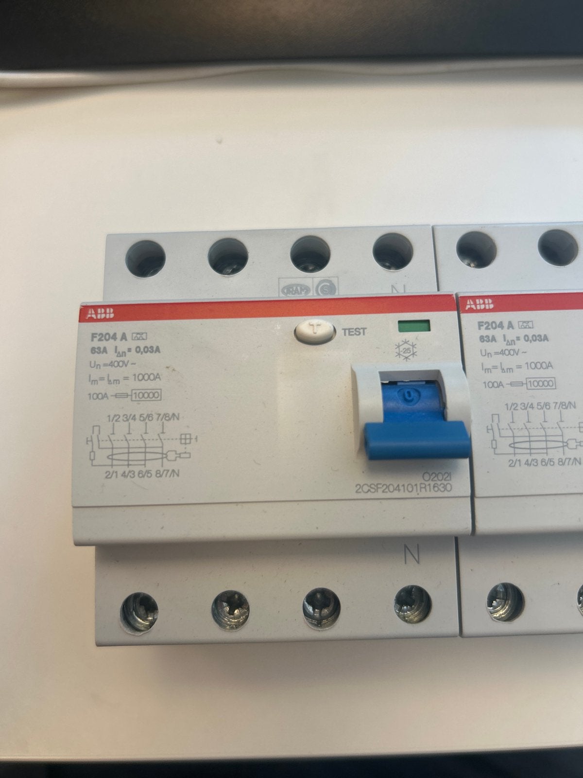 ABB F204 A aardlekschakelaar 63A 0.03A, Ophalen of Verzenden, Gebruikt, ABB, Aardlekschakelaar