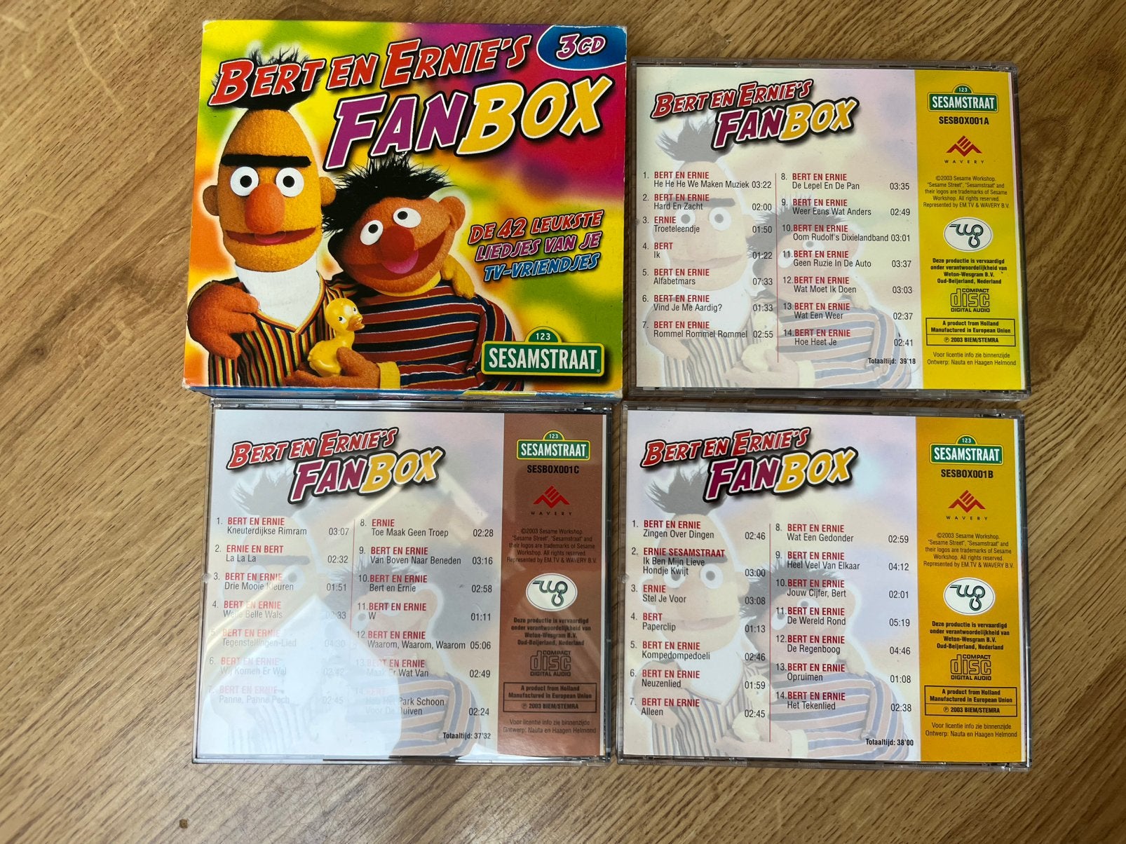 Bert en ernie fan box CD, Cd's en Dvd's, Ophalen of Verzenden, Gebruikt, Muziek, Inclusief doosje