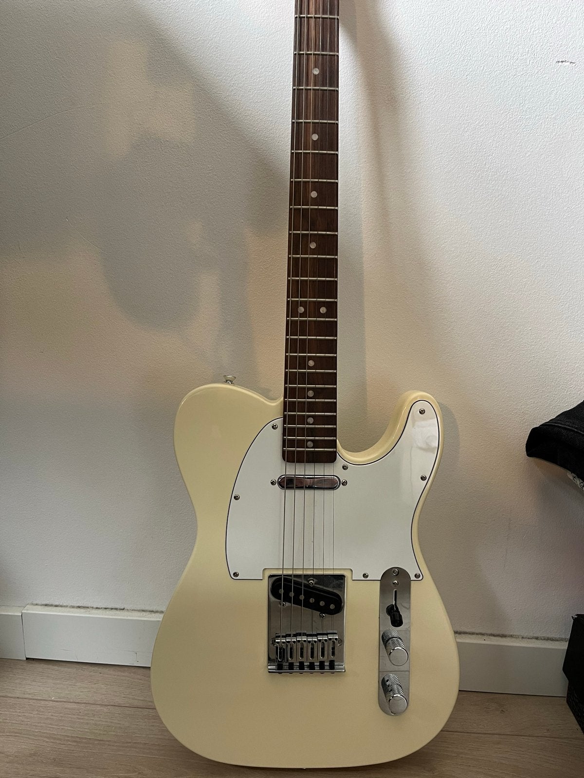 Squier Telecaster, Ophalen, Zo goed als nieuw, Solid body, Fender