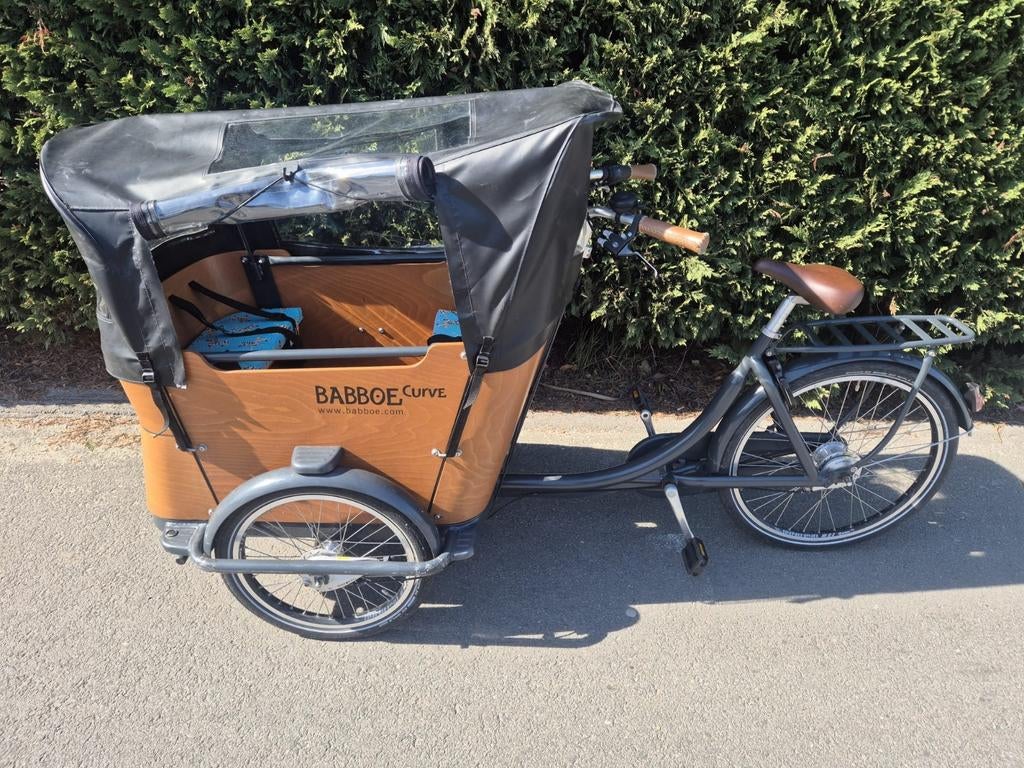 Bakfiets in nette staat is niet elektrisch, Fietsen en Brommers, Fietsen | Bakfietsen, Ophalen, Zo goed als nieuw, 4 kinderen of meer
