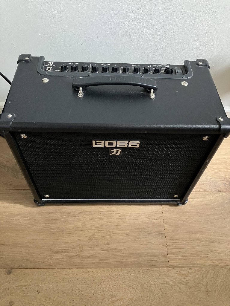 Boss katana 50 MKI gitaarversterker, Muziek en Instrumenten, Ophalen, Zo goed als nieuw, Gitaar, 50 tot 100 watt