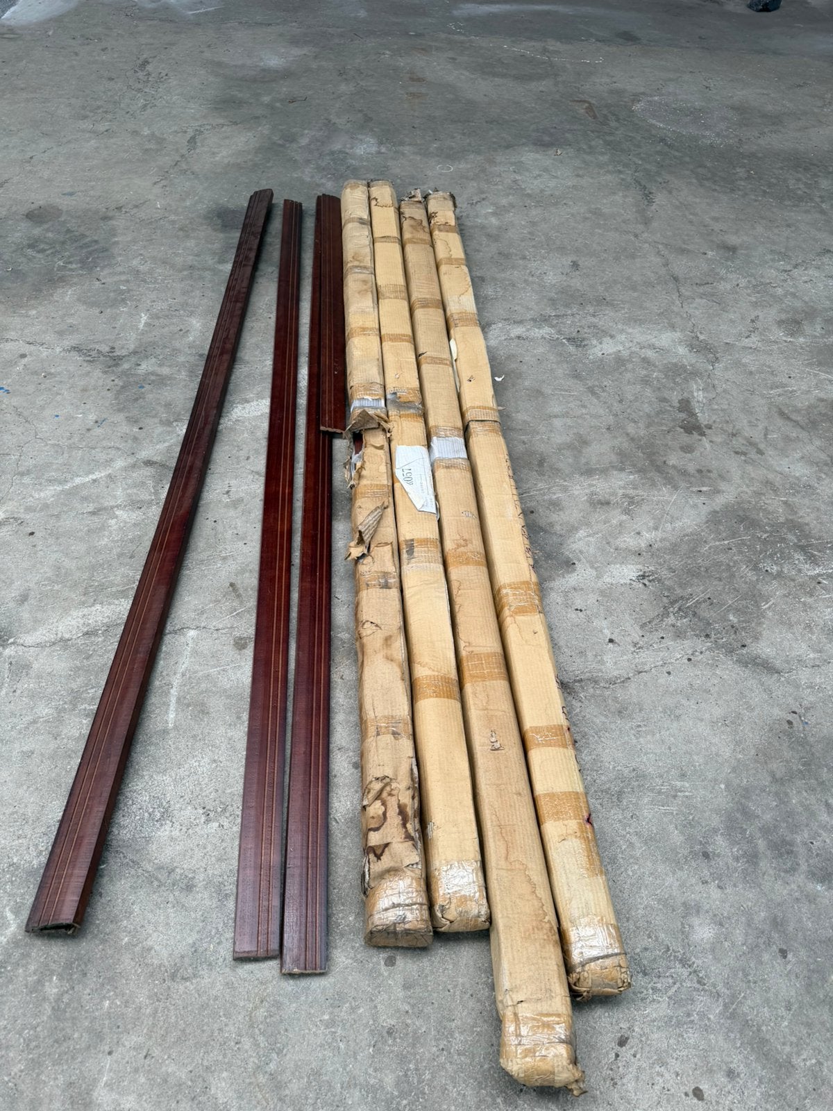 Sierlijsten .  Plinten  afwerking, Ophalen, Zo goed als nieuw, Mdf, 200 tot 250 cm