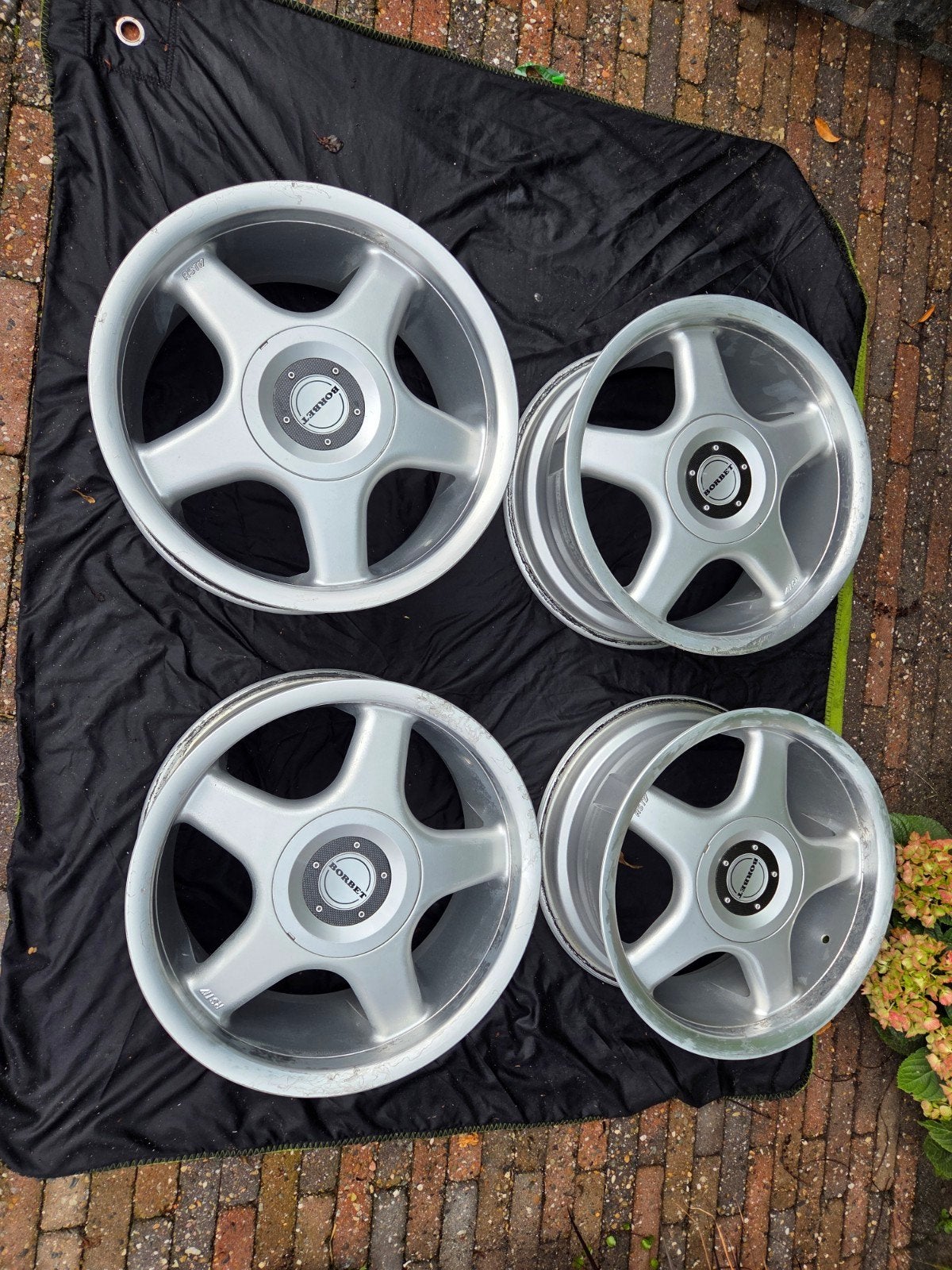 BORBET Naafkapjes voor RST17 16x7.5J ET35 | Almere Zeist, Ophalen of Verzenden