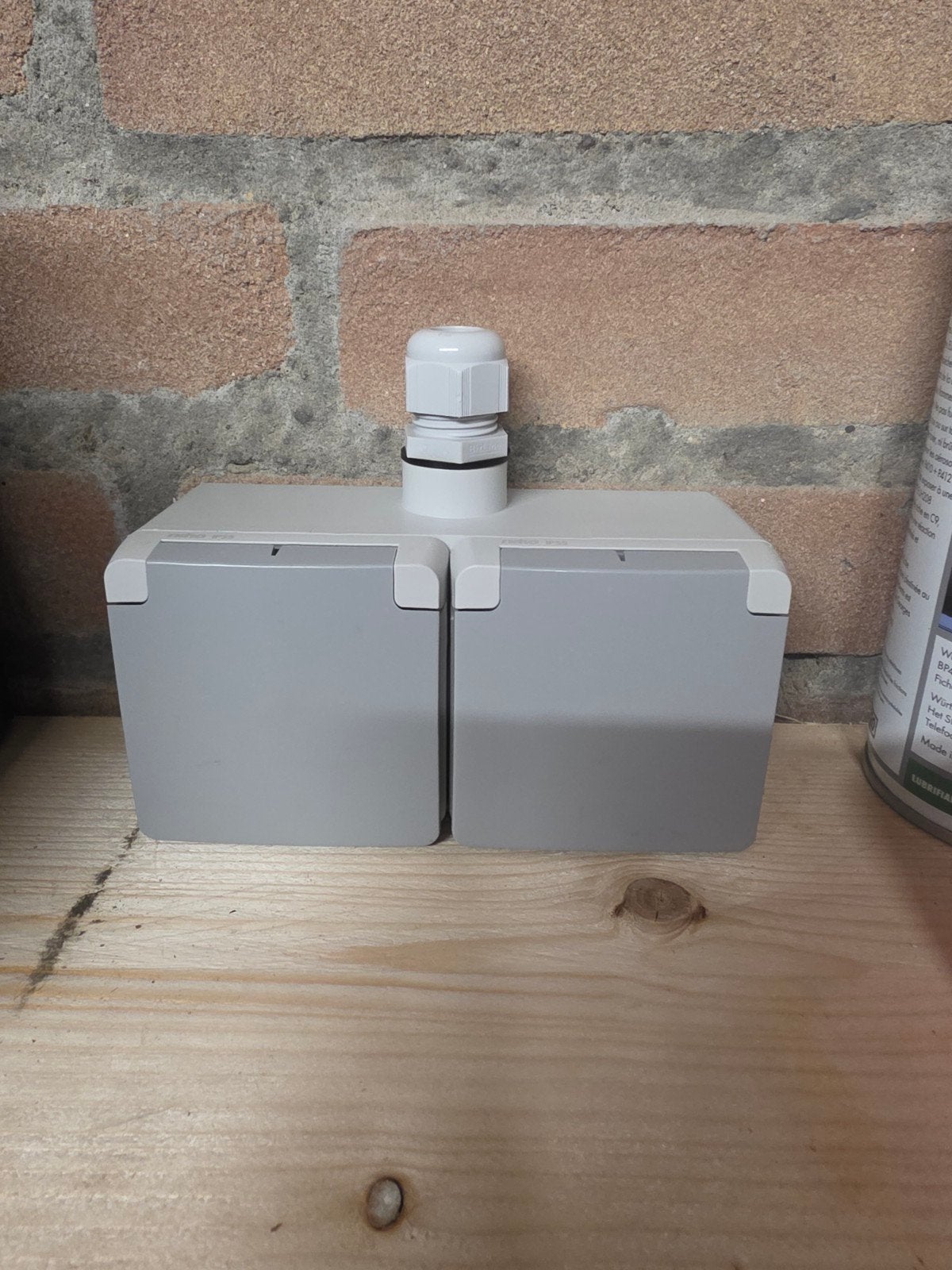 Niko Hydro Dubbel WCD Opbouw Spatwaterdicht, Doe-het-zelf en Verbouw, Ophalen of Verzenden, Nieuw, Overige merken, Stopcontact