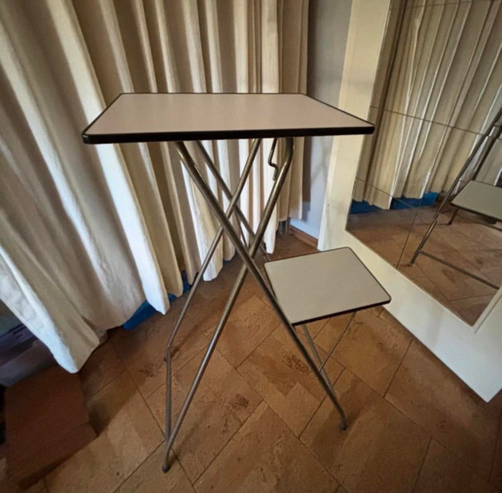 Projector tafel, Ophalen, Zo goed als nieuw