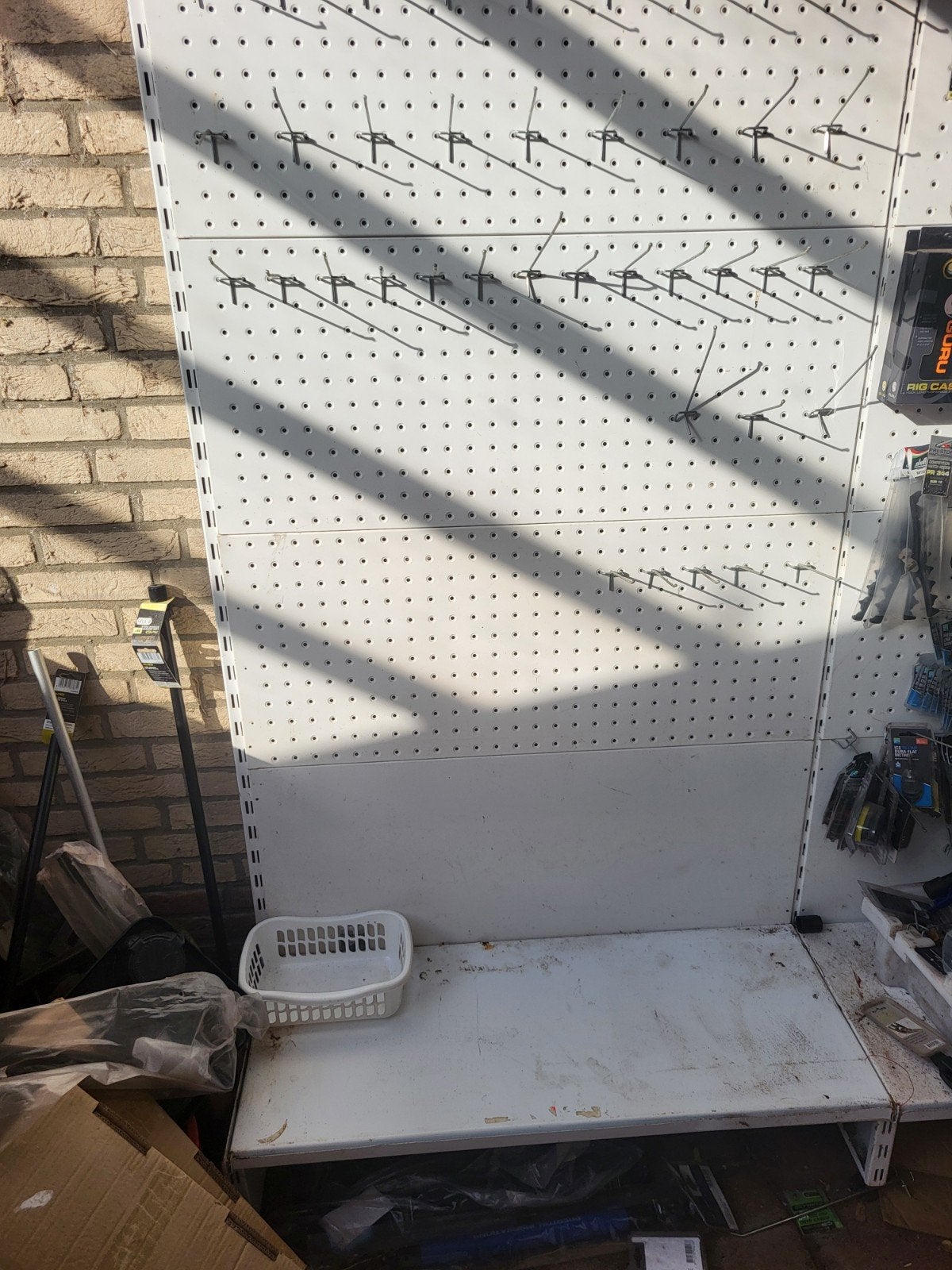 8 meter winkelstelling met gatenborden en planken., Ophalen, Gebruikt