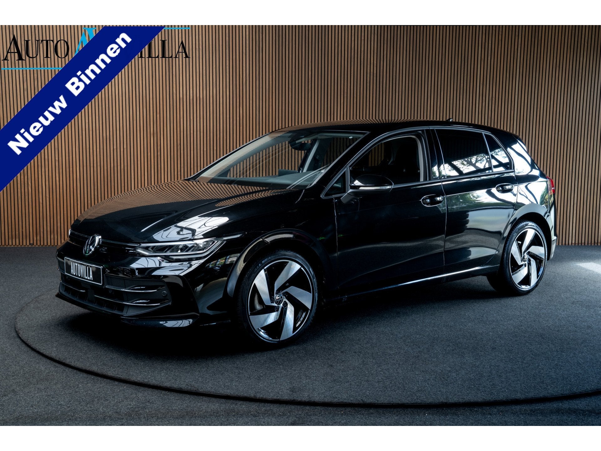 Volkswagen Golf 8.5 1.5 eTSI Leer ACC Navi Climate 3zone PDC, Auto's, Automatische klimaatregeling, Zwart, Origineel Nederlands