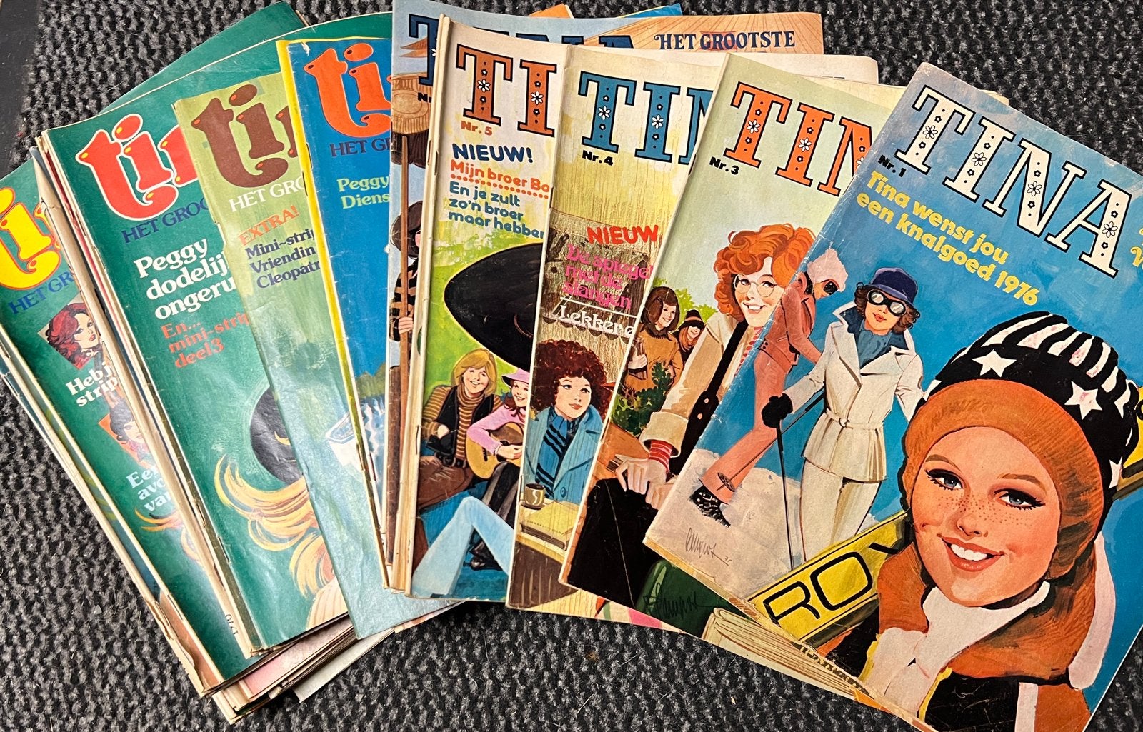 Tina tijdschrift - Complete jaargang 1976, Boeken, Ophalen of Verzenden, Gelezen, Damesbladen