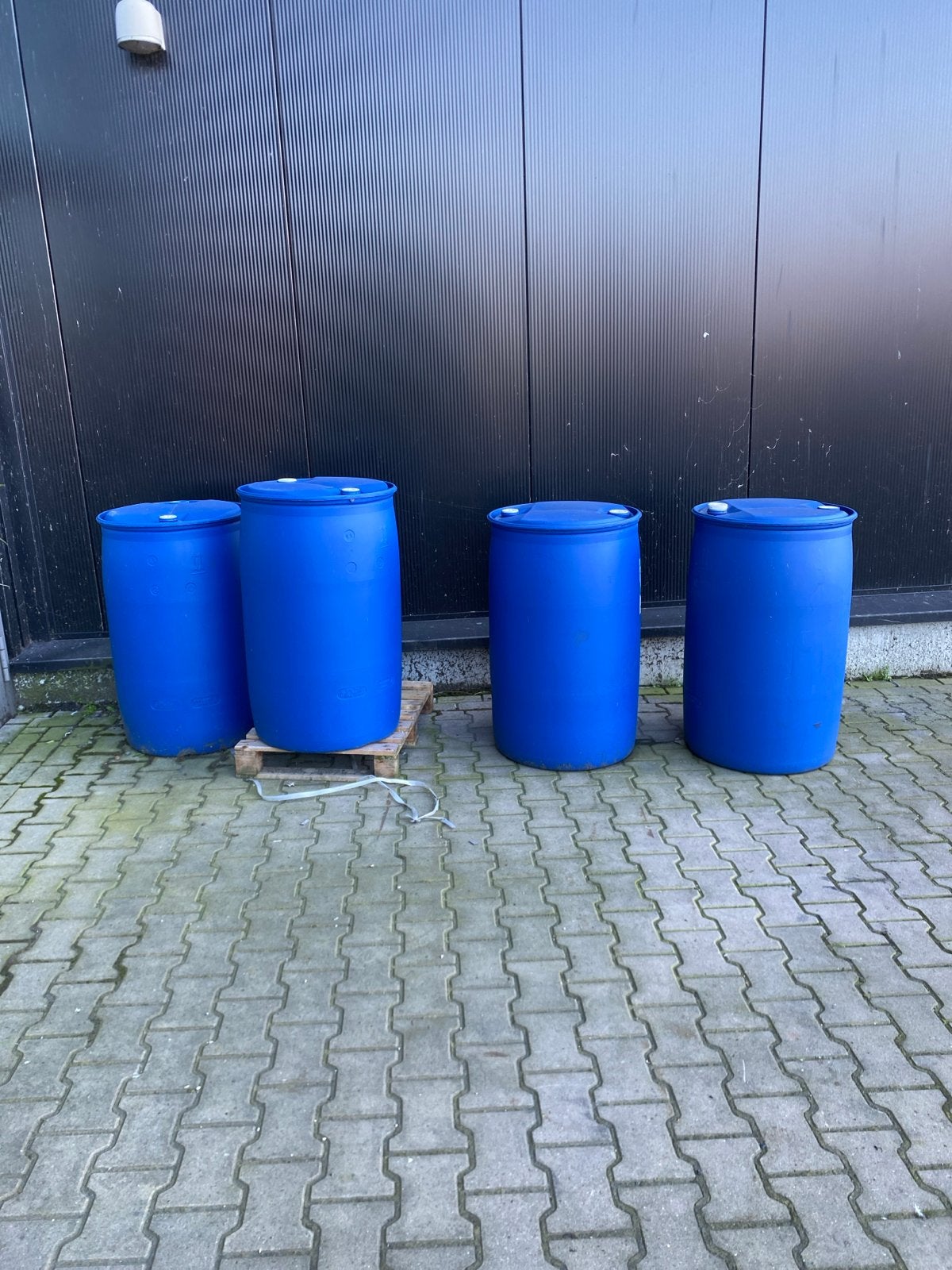 200L blauwe vaten - leeg, Ophalen, Gebruikt, 40 tot 60 cm, 75 tot 100 cm