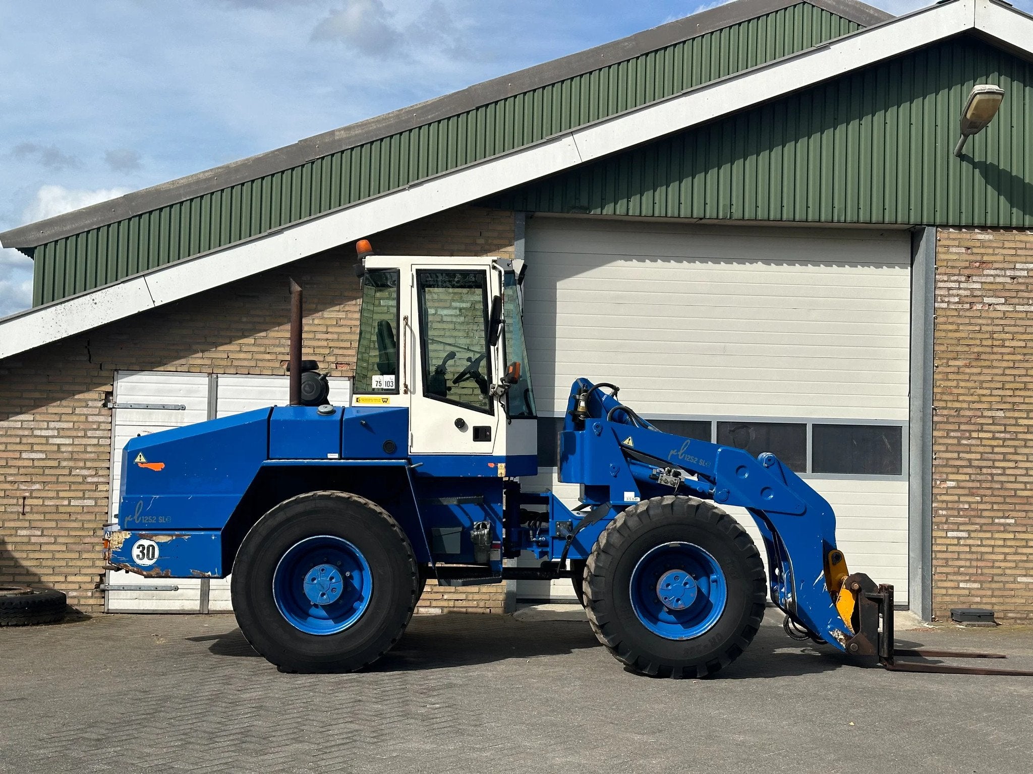 Paus RLS 1252 SL (bj 2005), Wiellader of Shovel
