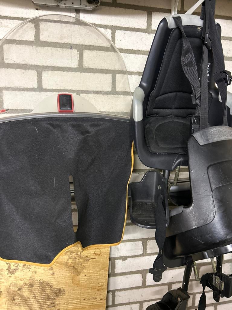 2x Bobike voorzitje en 1 windscherm, Ophalen, Gebruikt, Voorzitje
