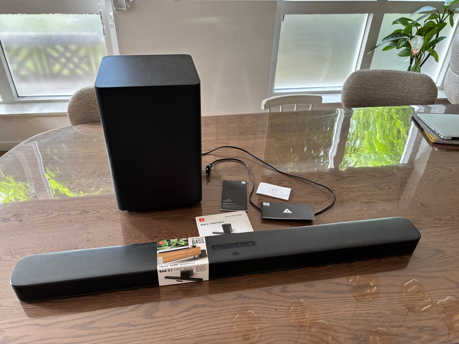 JBL Bar 2.1 Deep Bass Soundbar met draadloze subwoofer, Ophalen, Bluetooth, Zo goed als nieuw