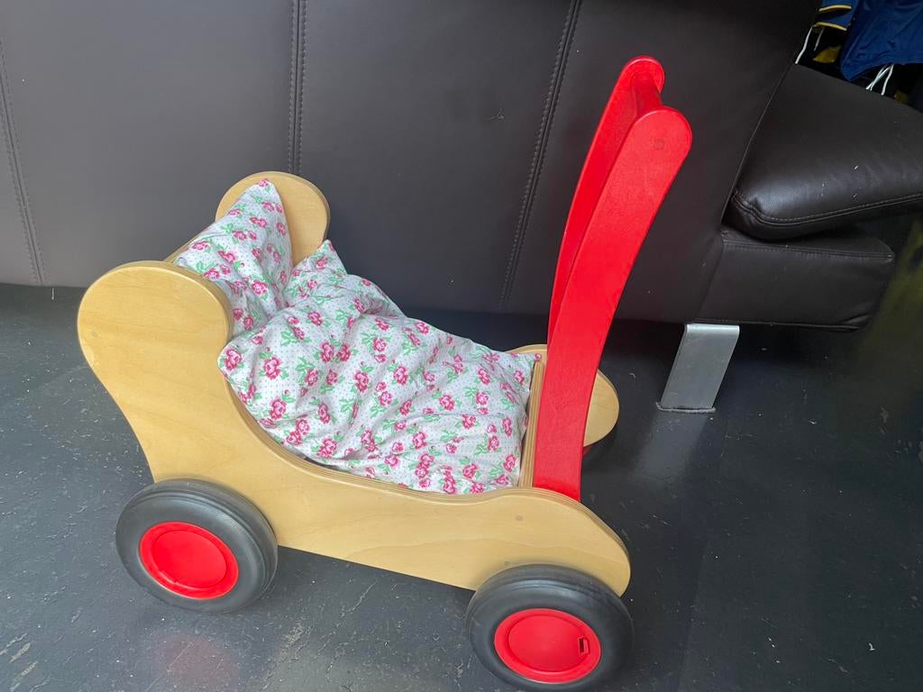 Leuke stevige Houten poppenwagen, Ophalen, Zo goed als nieuw