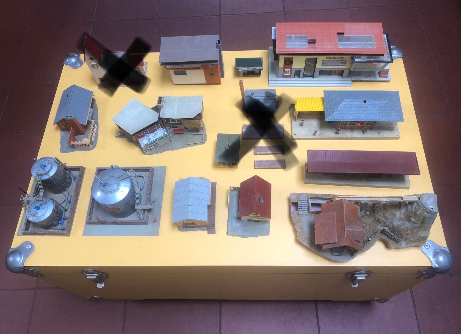 Faller huisjes voor treinbaan., Overige merken, Gebruikt, Gelijkstroom of Wisselstroom, Brug, Tunnel of Gebouw