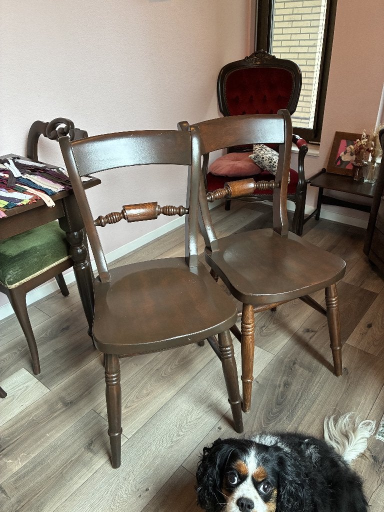 Vintage Houten Stoelen – Klassiek & Antiek Model, Ophalen