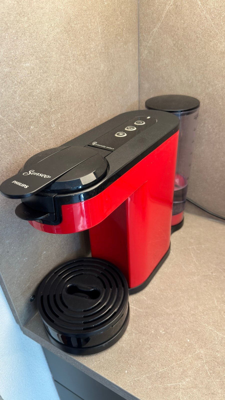 Philips Senseo koffiezetapparaat rood, Ophalen, Koffiemachine, Zo goed als nieuw, 2 tot 4 kopjes