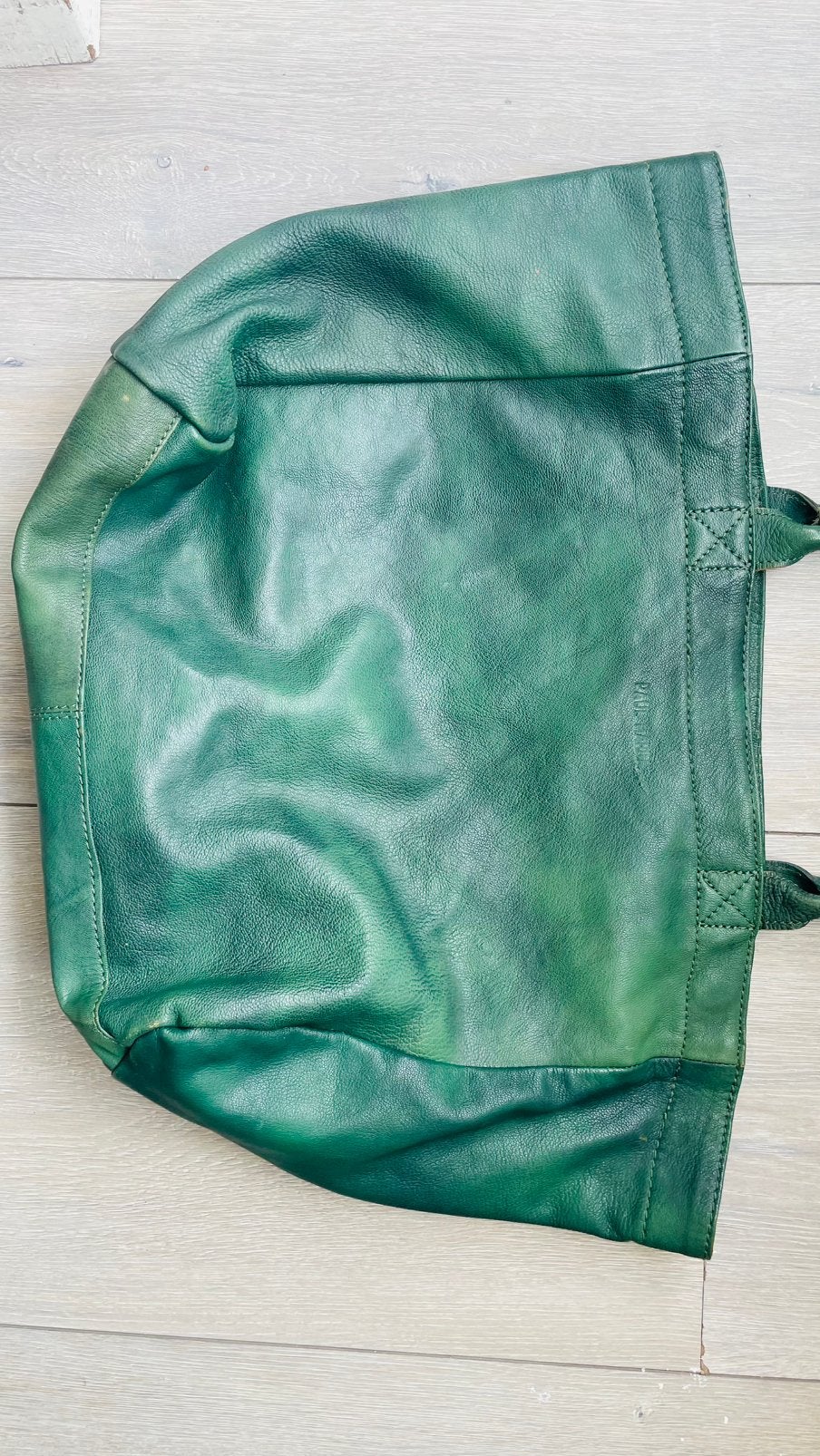 Te koop: grote leren shopper, groen,, Sieraden, Tassen en Uiterlijk, Tassen | Damestassen, Ophalen of Verzenden, Zo goed als nieuw