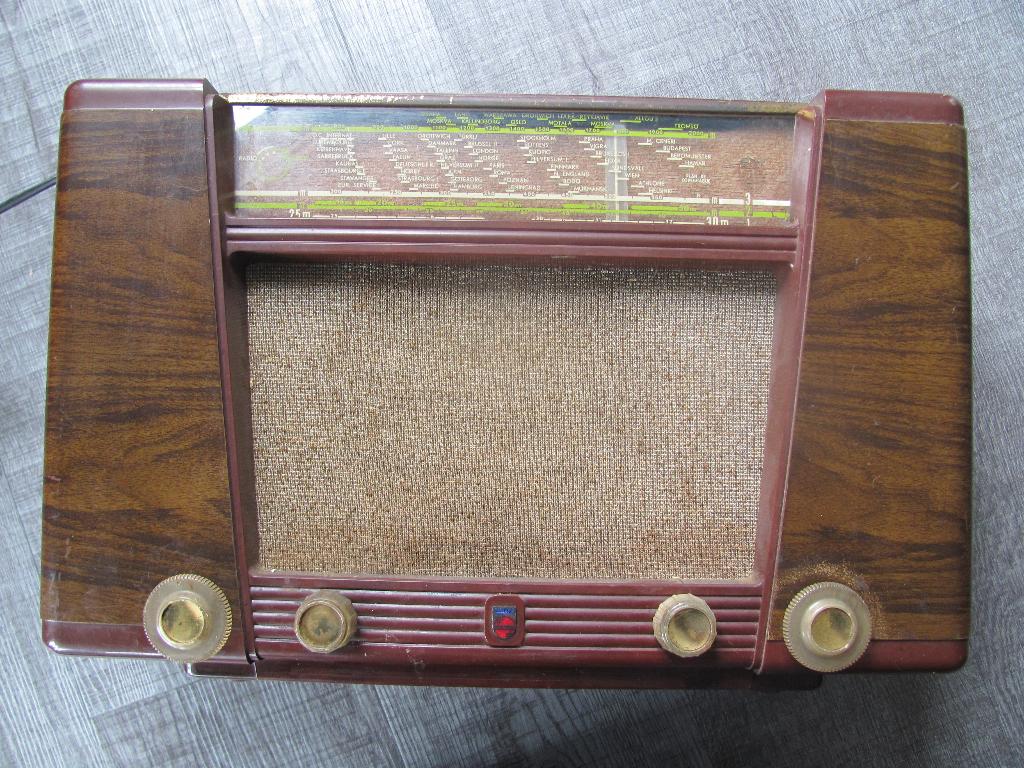Philips BX400A radio uit 1950, Audio, Tv en Foto, Radio's, Ophalen of Verzenden, Niet werkend, Radio
