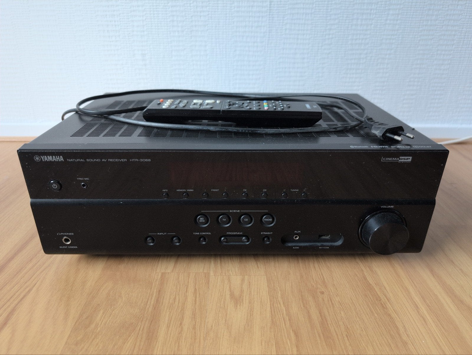 Yamaha HTR-3068 AV Receiver met bluetooth, Audio, Tv en Foto, Versterkers en Receivers, Zo goed als nieuw, 5.1, 120 watt of meer