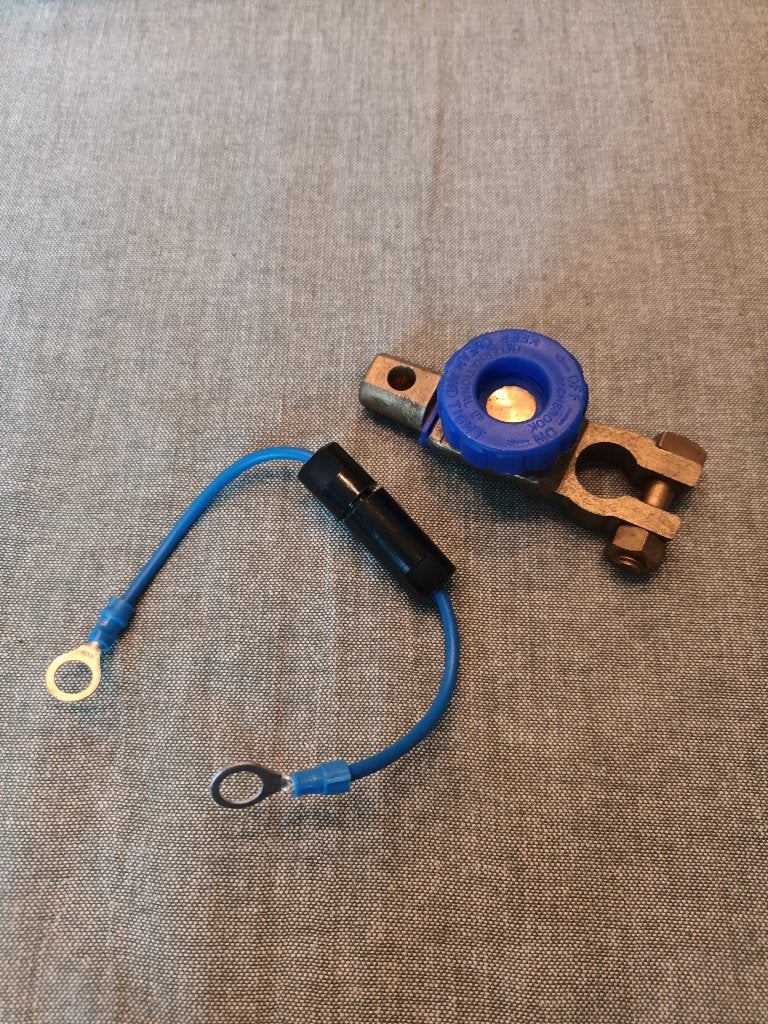 Accu schakelaar, Auto-onderdelen, Accu's en Toebehoren, Oldtimer onderdelen, Overige automerken, Volvo, Nieuw, Ophalen of Verzenden
