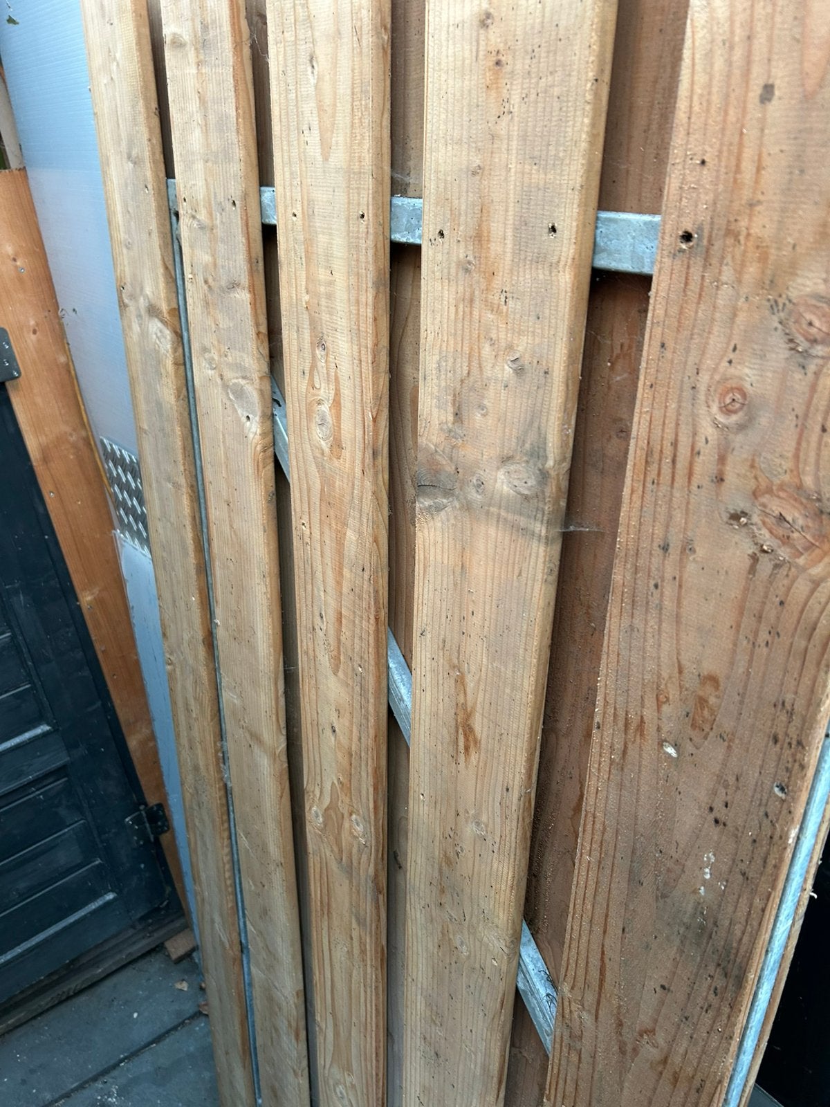 Tuindeur lariks/douglas H195xB90cm, Ophalen, 1 tot 2 meter, Minder dan 3 meter, Zo goed als nieuw
