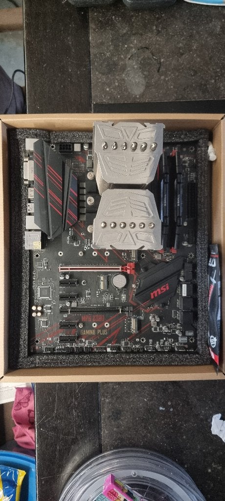 MSI MPG Z390 Gaming Plus, Computers en Software, Moederborden, Gebruikt, LGA 1151, DDR4, Ophalen of Verzenden