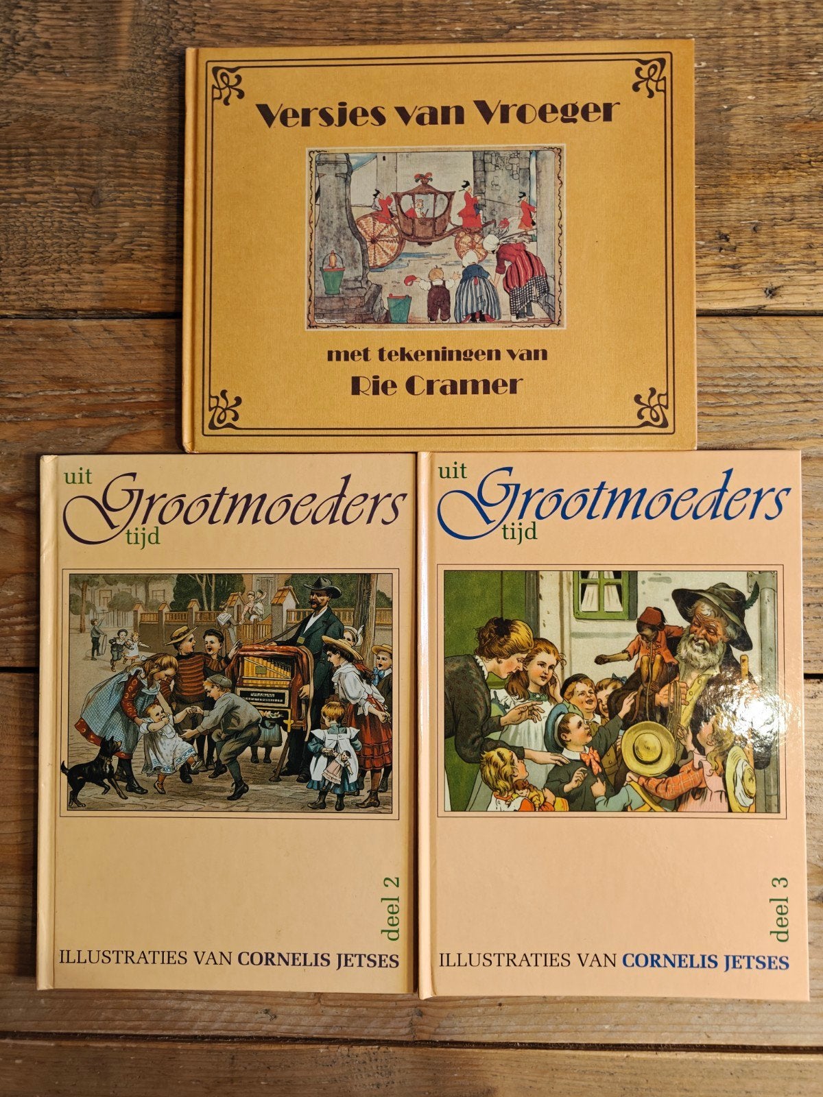 3 Boeken van 'vroeger', Ophalen of Verzenden, Gelezen