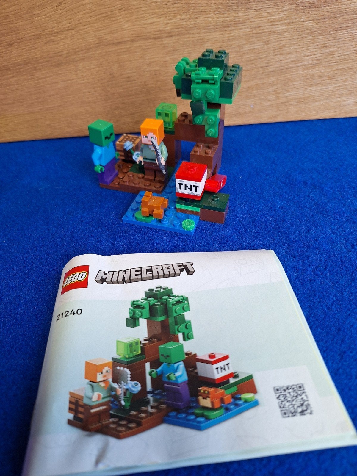 Lego Minecraft 21240 Het Moerasavontuur, Minecraft, Lego, Ophalen of Verzenden, Zo goed als nieuw