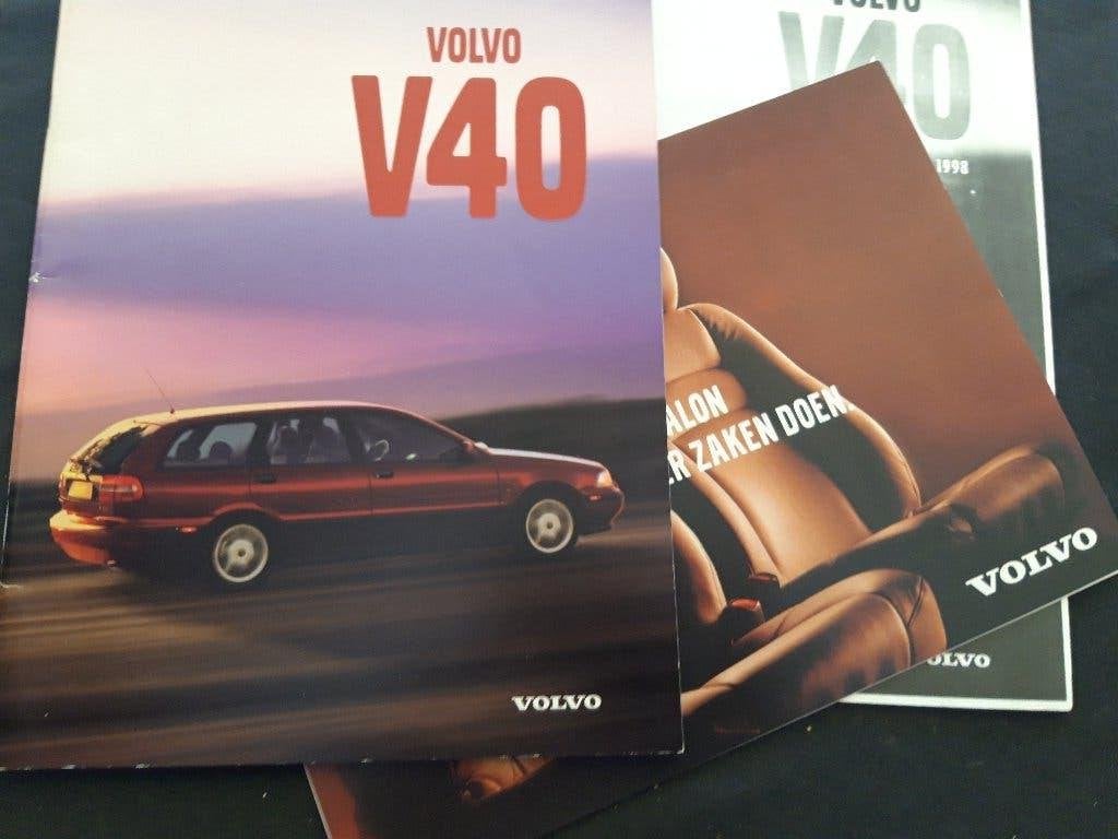 Folder VOLVO V40 1998 - uitgebreide brochure 40 pag. dik, Ophalen of Verzenden, Zo goed als nieuw, Volvo