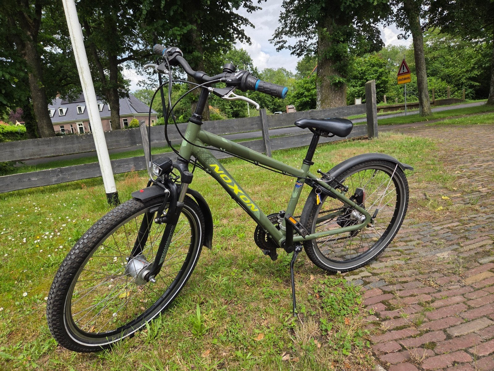 Nette jongensfiets, Ophalen, Zo goed als nieuw, Staal, 24 inch of meer