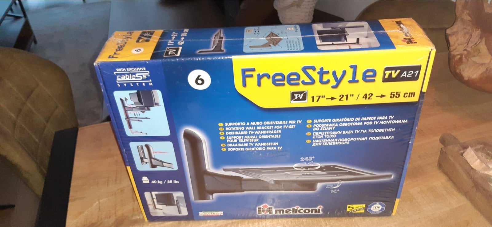 Meliconi FreeStyle TV A21 TV Beugel 17-21 inch Nieuw in Doos, Ophalen, Nieuw