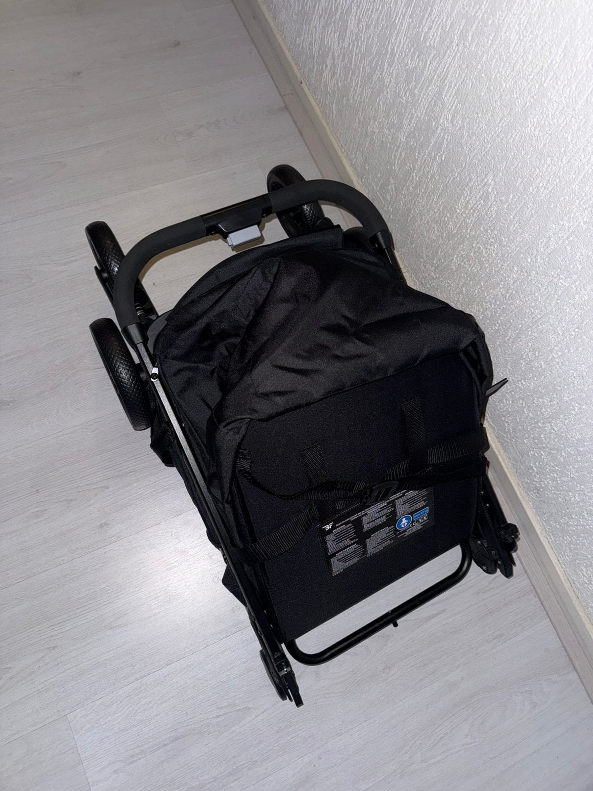 Buggy zwart NIEUW, Kinderen en Baby's, Buggy's, Ophalen, Nieuw