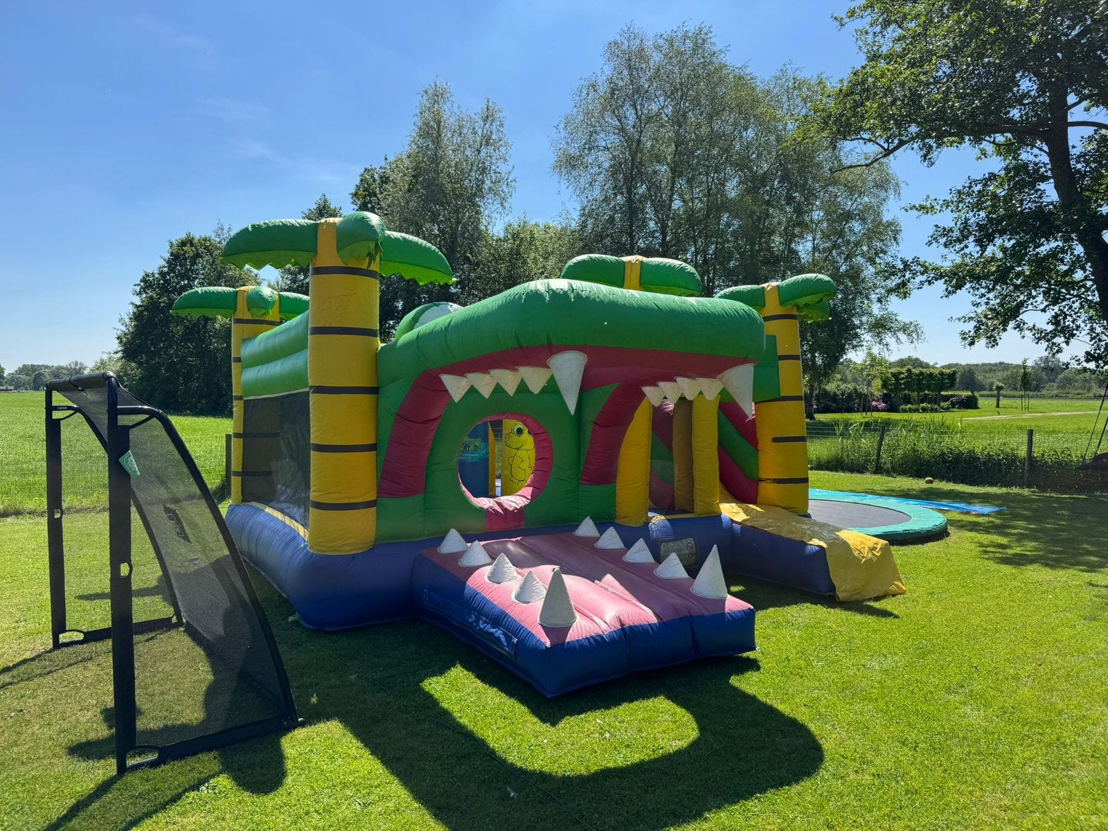 Springkussen krokodil met glijbaan, Ophalen, Gebruikt, Overige