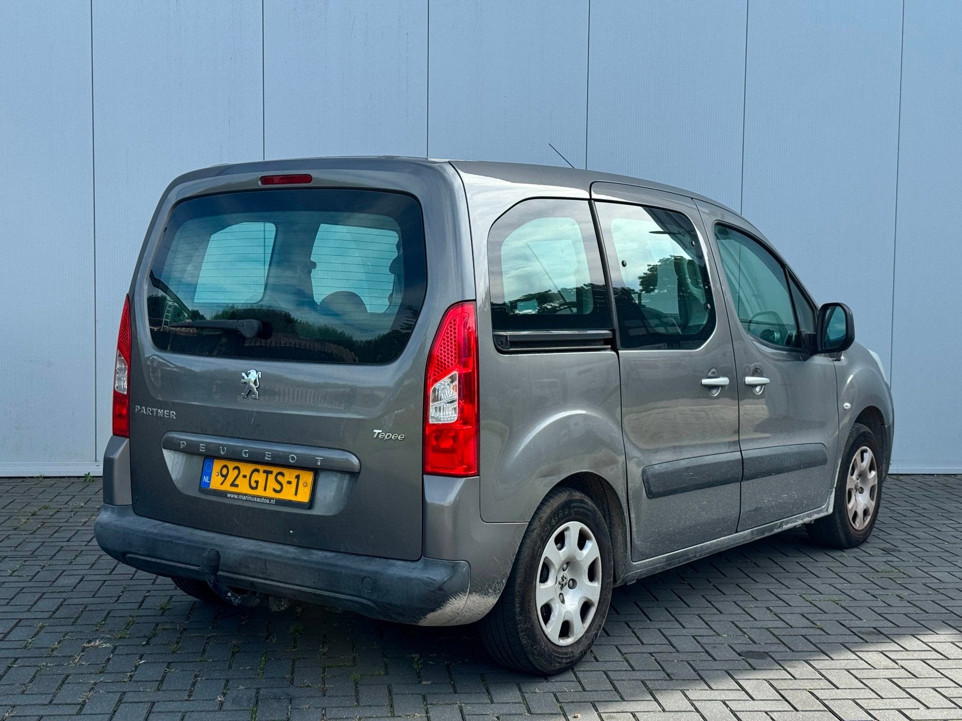 Peugeot Partner Tepee 1.6 XT - Trekhaak - Camera - Elektr. r, Auto's, Peugeot, Voorwielaandrijving, Stof, Beige, 4 cilinders