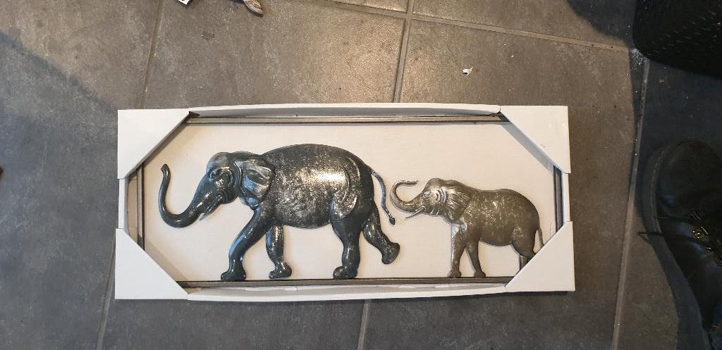 metaal frame plaat met 2 olifanten olifant er op 50 x 20, Ophalen of Verzenden