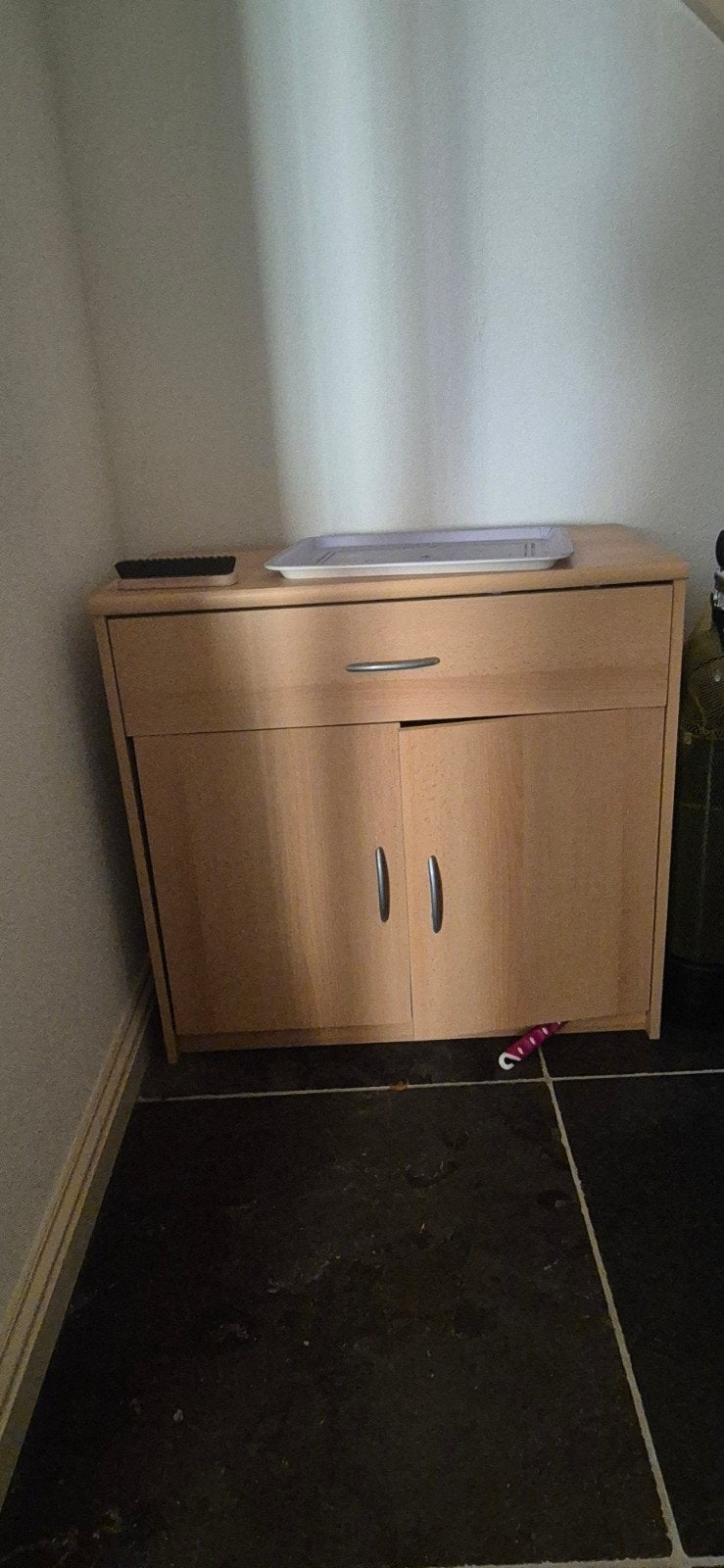 Houten kastje met lade en deurtjes gratis, Huis en Inrichting, Ophalen, Gebruikt