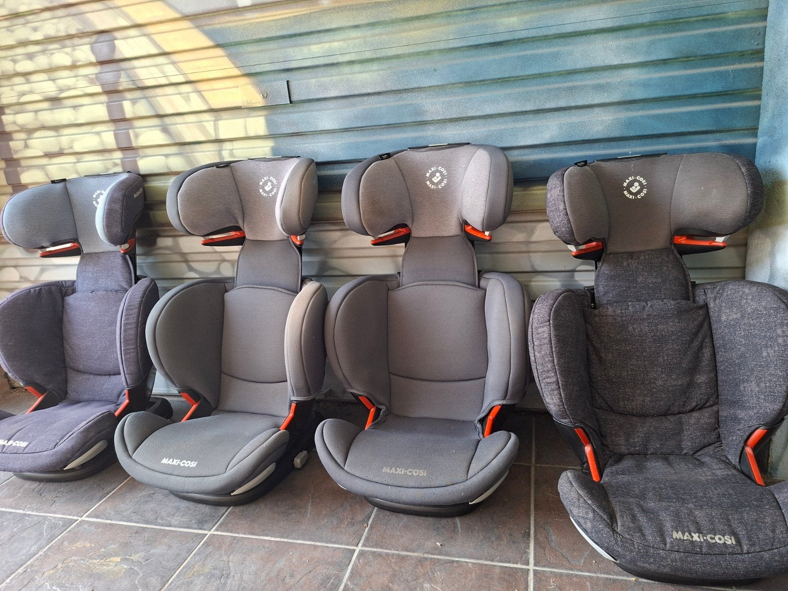 Autostoel tot 36 kg. Verstelbaar en uitwasbaar., Ophalen, Autogordel of Isofix, 15 t/m 36 kg, Verstelbare rugleuning
