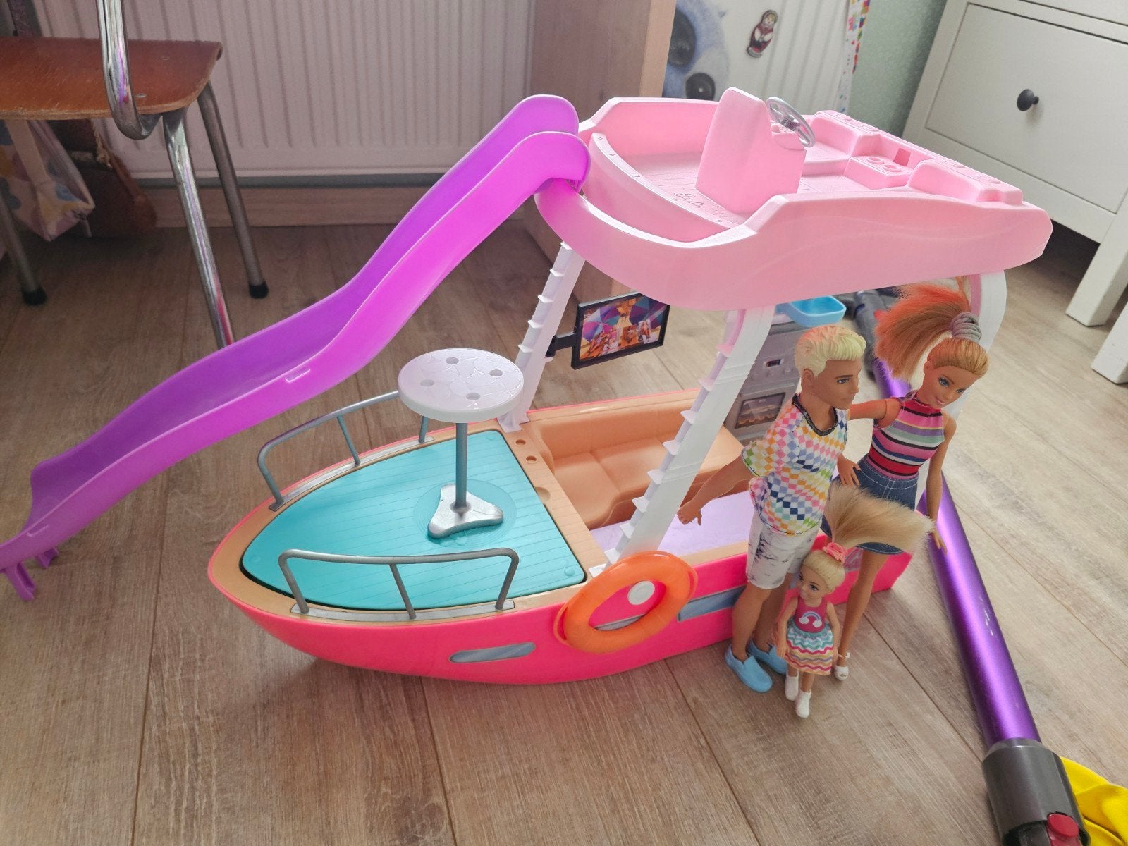 Barbie Droomboot met glijbaan en poppen, Ophalen, Gebruikt, Barbie