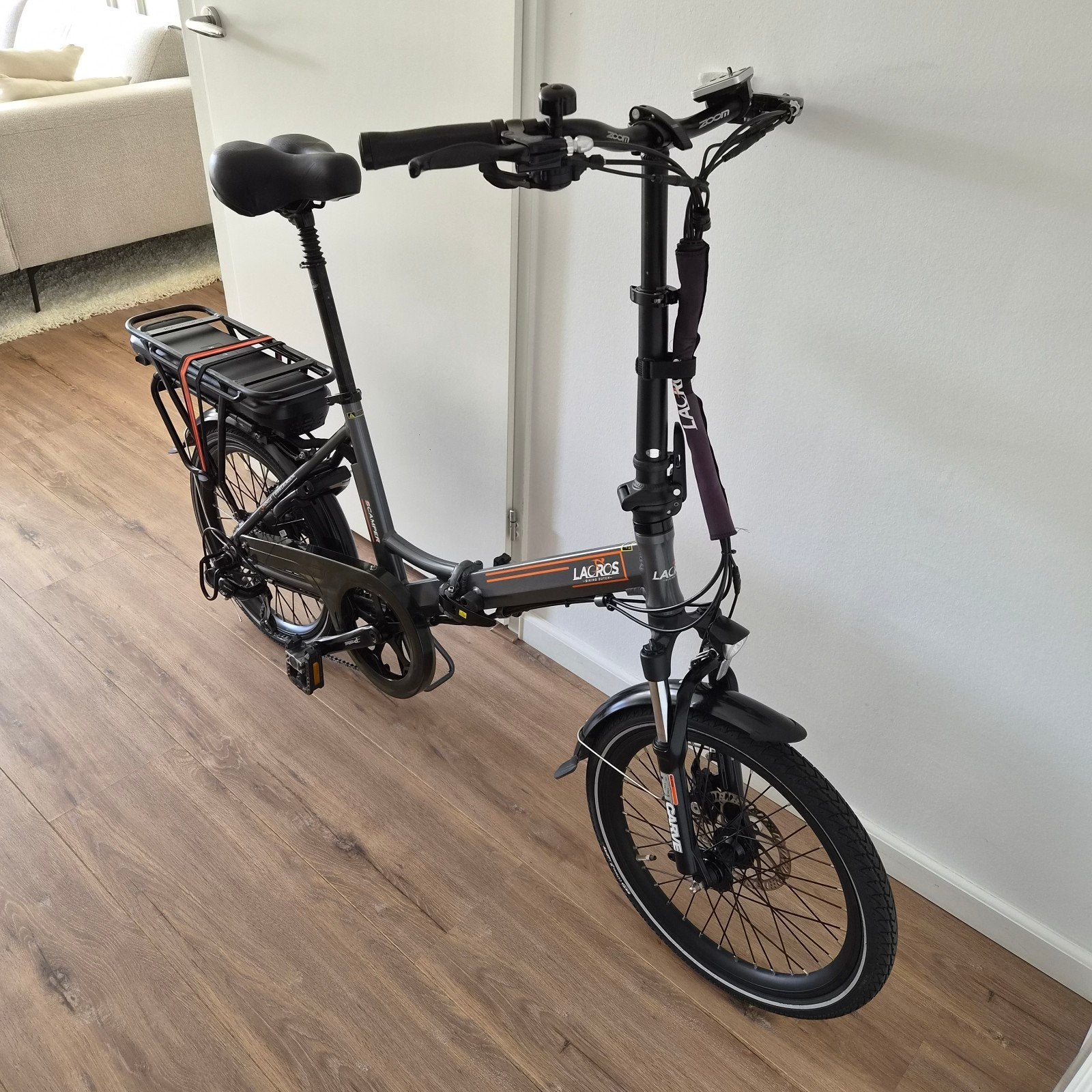 Foto 6 van 2x Z.G.A.N Lacros S200 elektrische vouwfietsen 15AH (20inch)