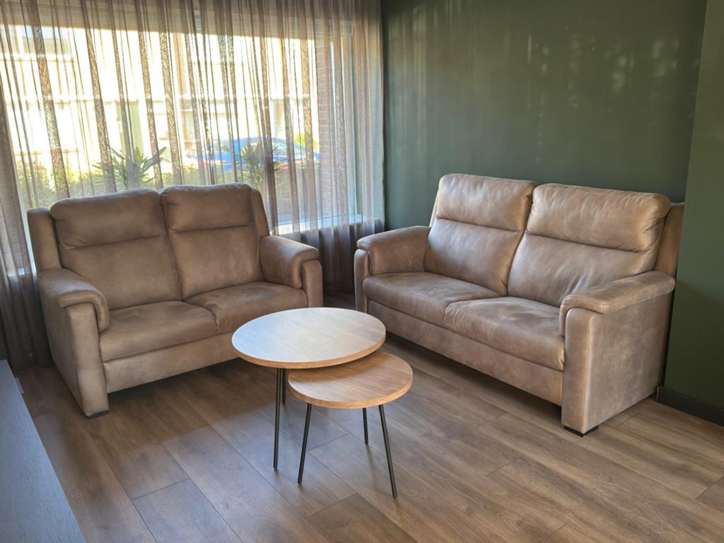 Comfortabele 2- en 2.5-zits Bankstel, Ophalen, Modern, Comfortabel, Overige maten, 150 tot 200 cm