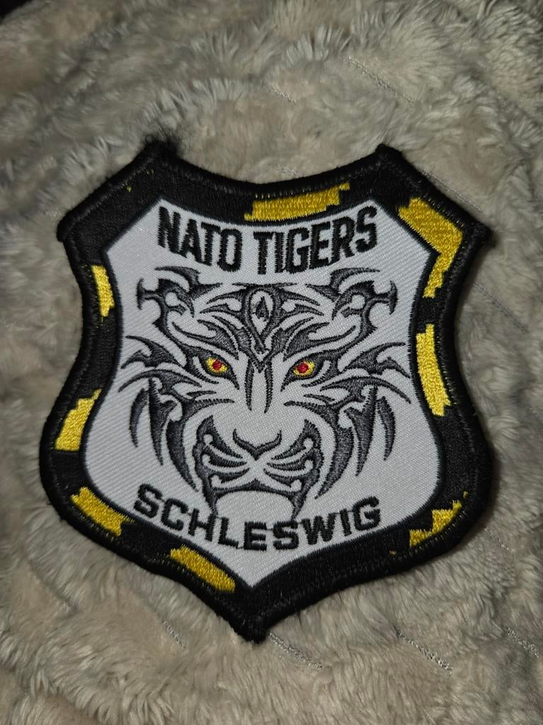 NATO Tigers Schleswig patch 2004, Ophalen of Verzenden, Luchtmacht, Nederland, Embleem of Badge