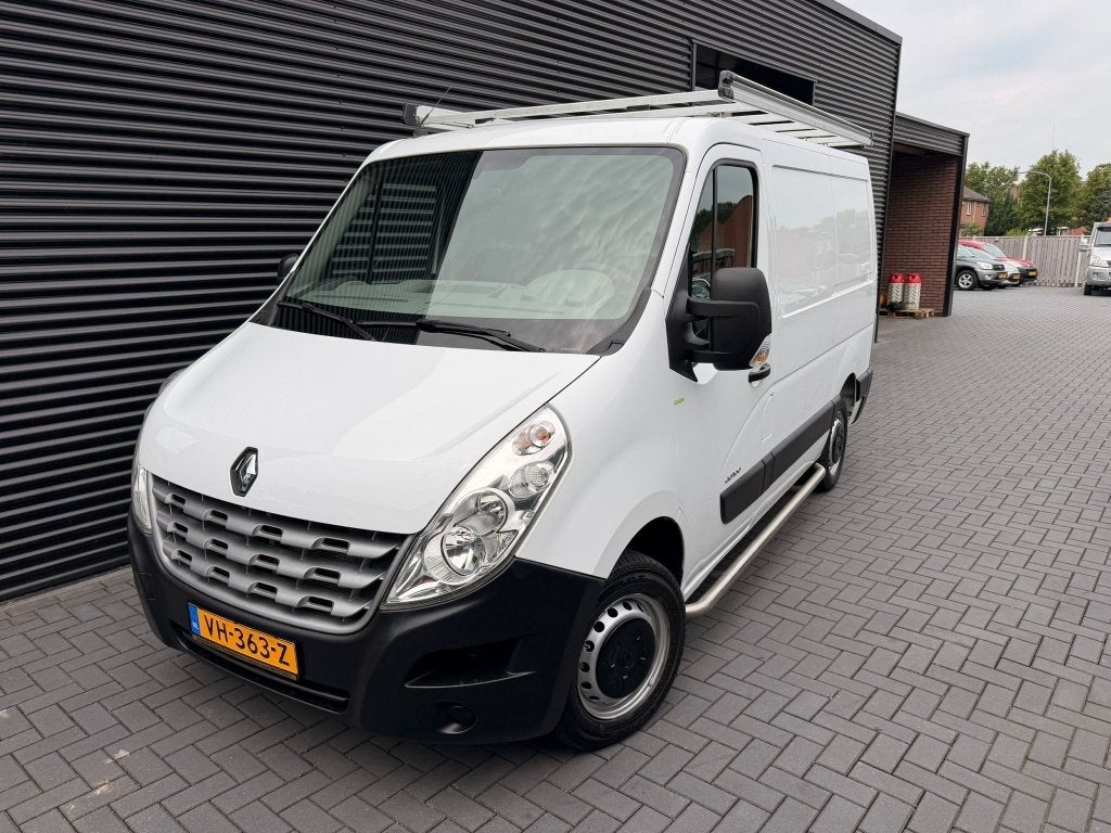 Renault Master T28 2.3 dCi L1H2 Eco| 2014| AIRCO| NAVI| EURO, Auto's, 13 km/l, Euro 5, Gebruikt, 4 cilinders