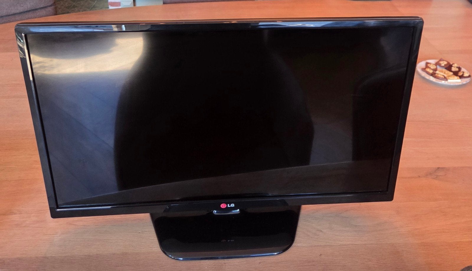 LG 28LB450U 28 inch TV, Ophalen, Gebruikt, 50 Hz, Minder dan 40 cm