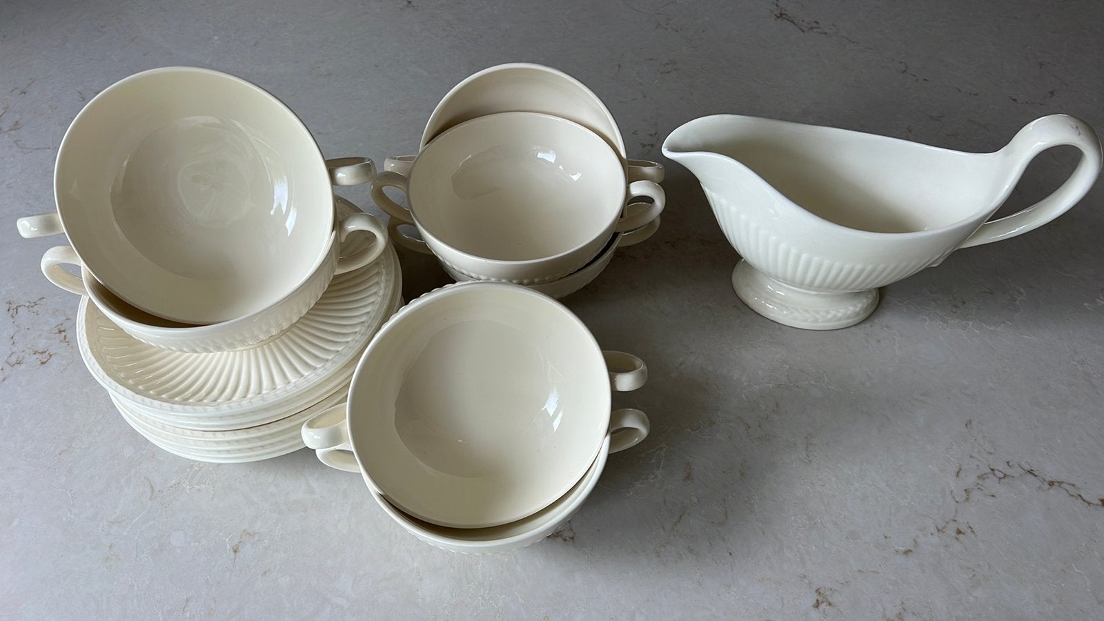 Wedgwood edme 7 soepkommen met schotel en sauskom, Ophalen, Zo goed als nieuw, Wedgwood