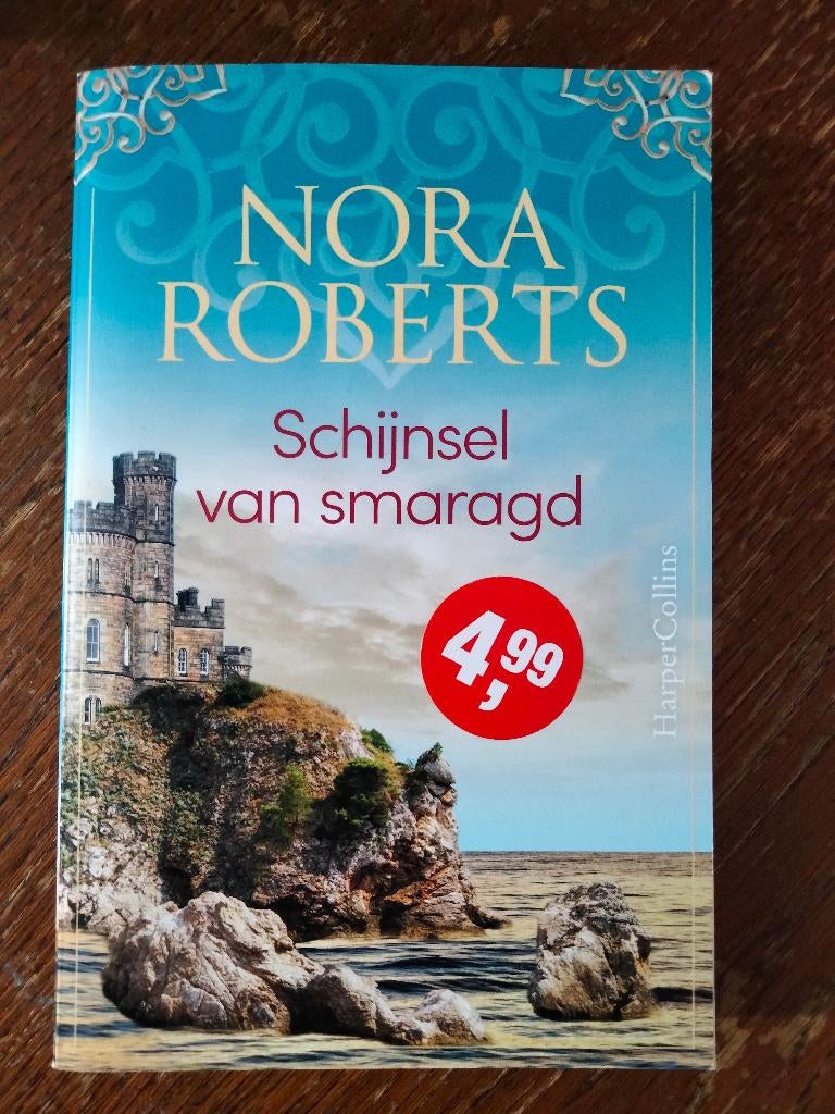 nora roberts schijnsel van smaragd, Boeken, Romans, Ophalen, Zo goed als nieuw