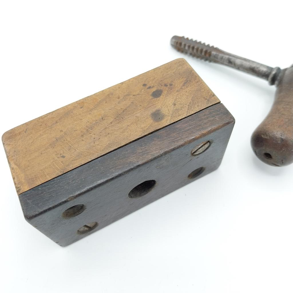 Oude houten tap en contraijzer Moulsons (52067-ML), Ophalen of Verzenden