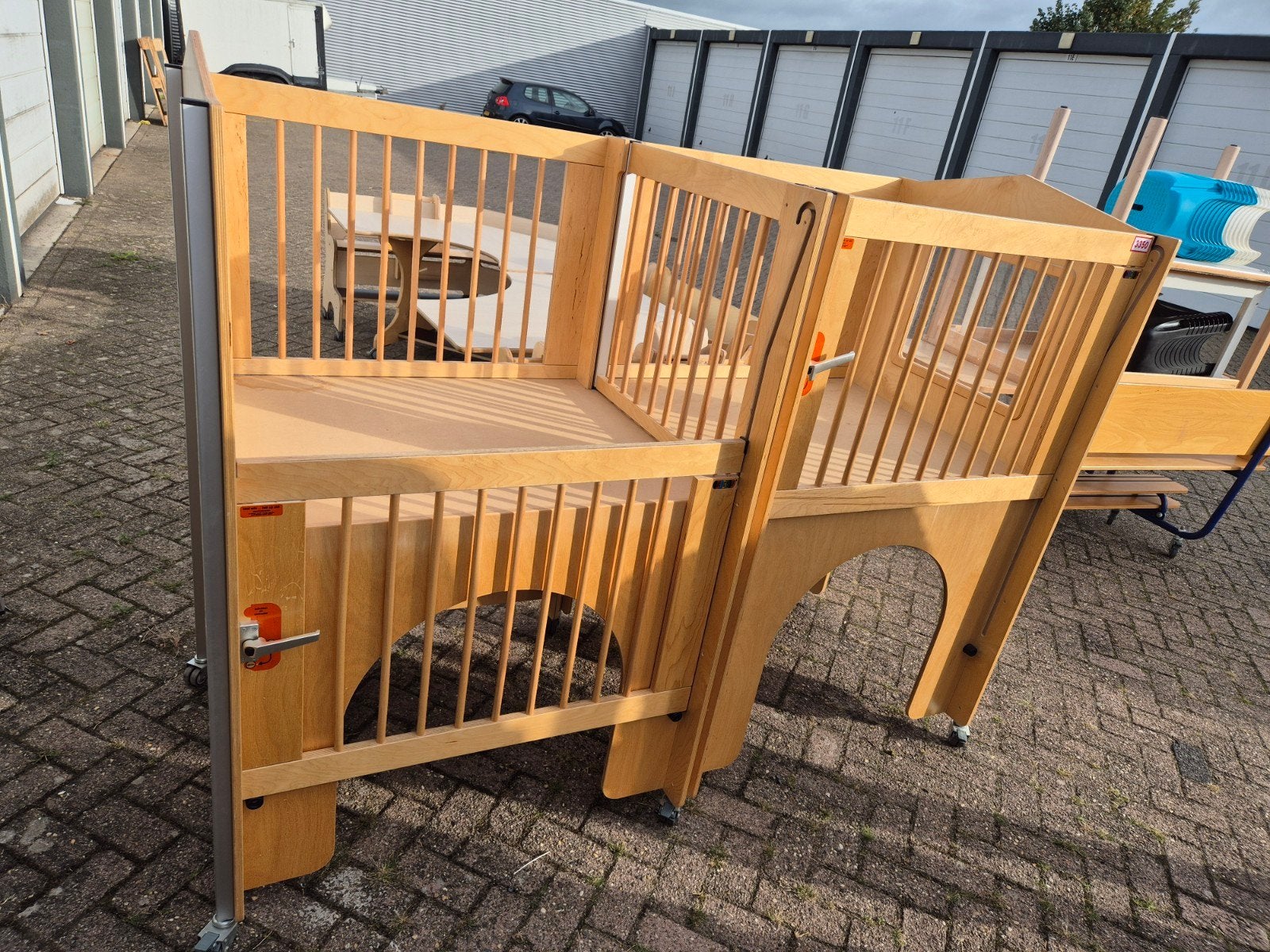 Hoge dubbele box voor baby's of peuters, Kinderen en Baby's, Ophalen, Gebruikt, 180 cm of meer, 85 tot 100 cm