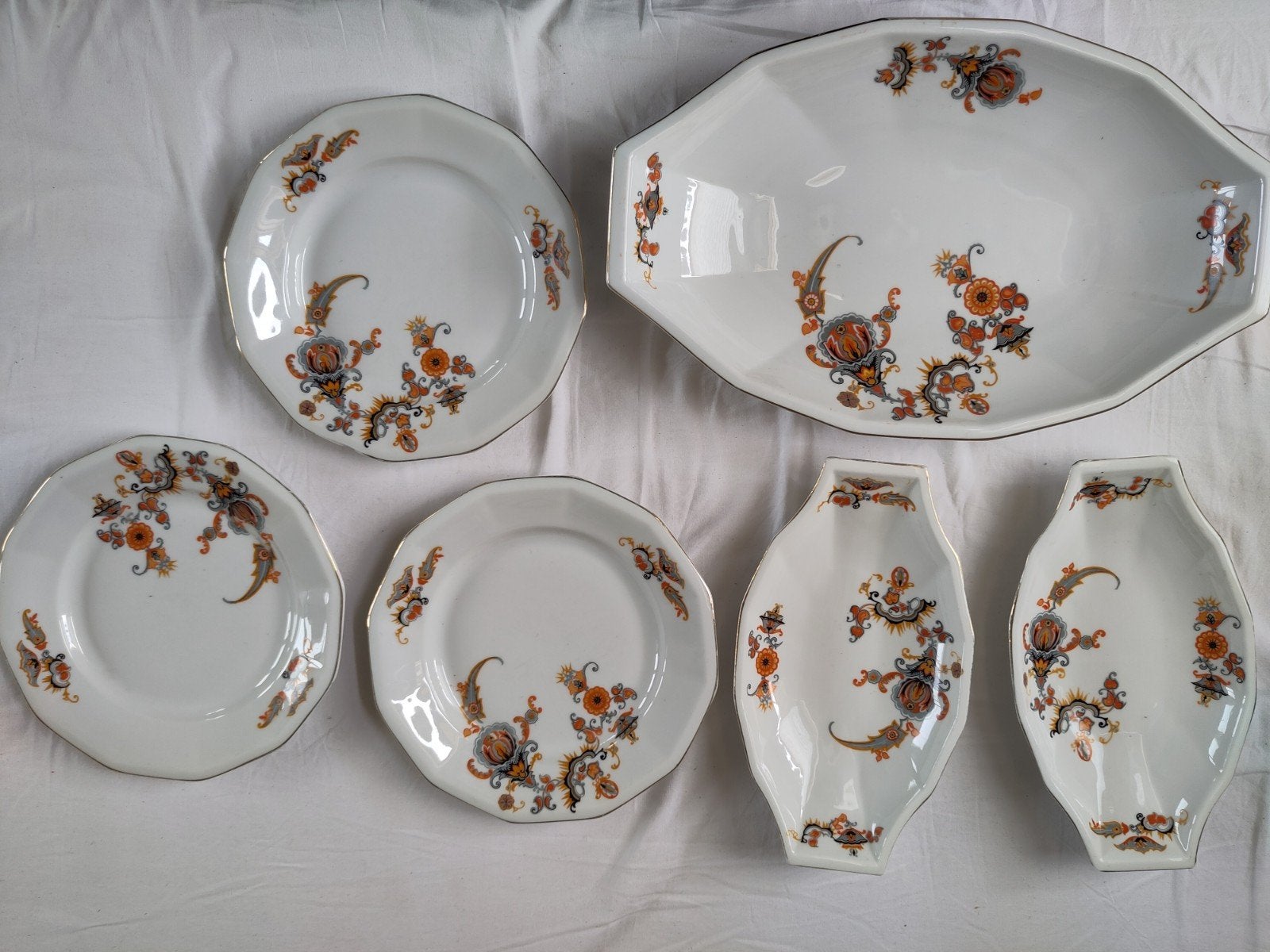 Servies Set - Borden en Schalen van Petrus Regout Jamin, Gebruikt, Keramiek, Vintage, Ophalen of Verzenden
